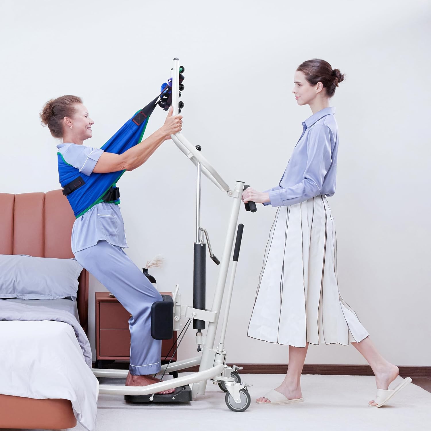 Portable Sit-to-Stand Lift for Elderly and Disabled